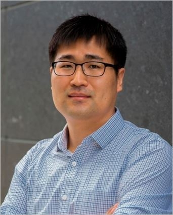 이정욱 교수