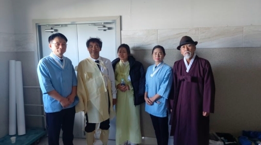 영화 장손 촬영후 출연배우님과 장례지도사역 김익한, 진서현